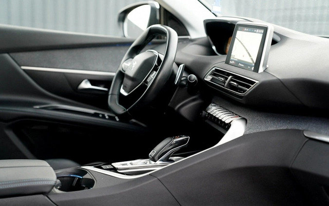 Peugeot 5008 cena 104700 przebieg: 129007, rok produkcji 2020 z Otmuchów małe 781
